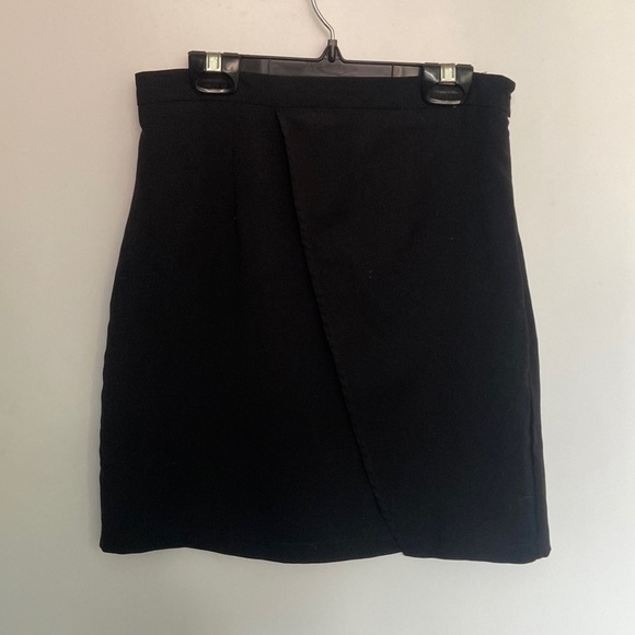 Tobi Desiree Black Mini Skirt - Picture 5 of 7